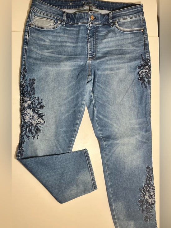 White House Black Market Denim - White House Black Market Embroidered Women’s Jeans